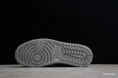 Hyperoad 1 Grey” Jordan Smoke “Light Air Mid 0821